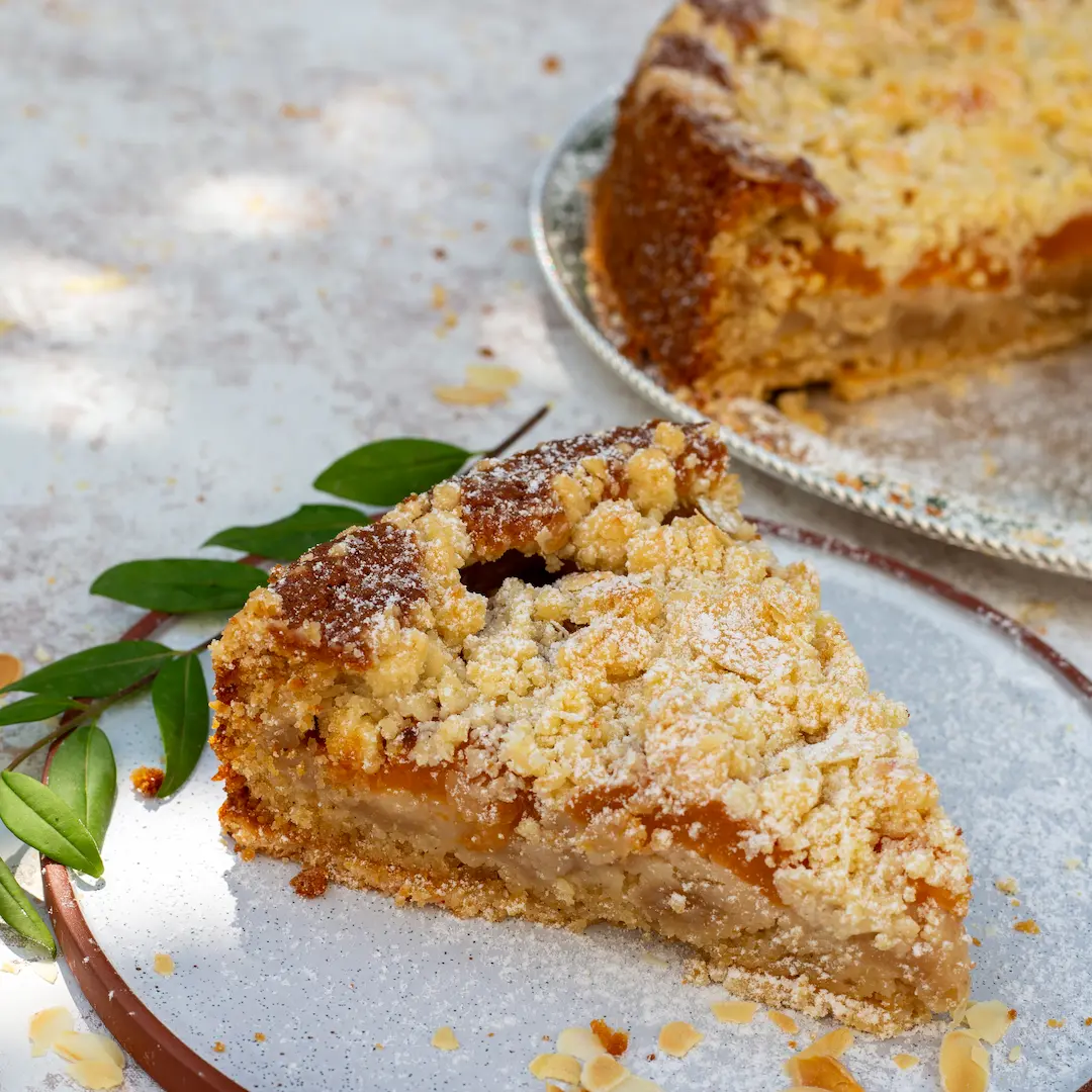Aprikosen-Streuselkuchen von Oma Sonja Groß - Image 3
