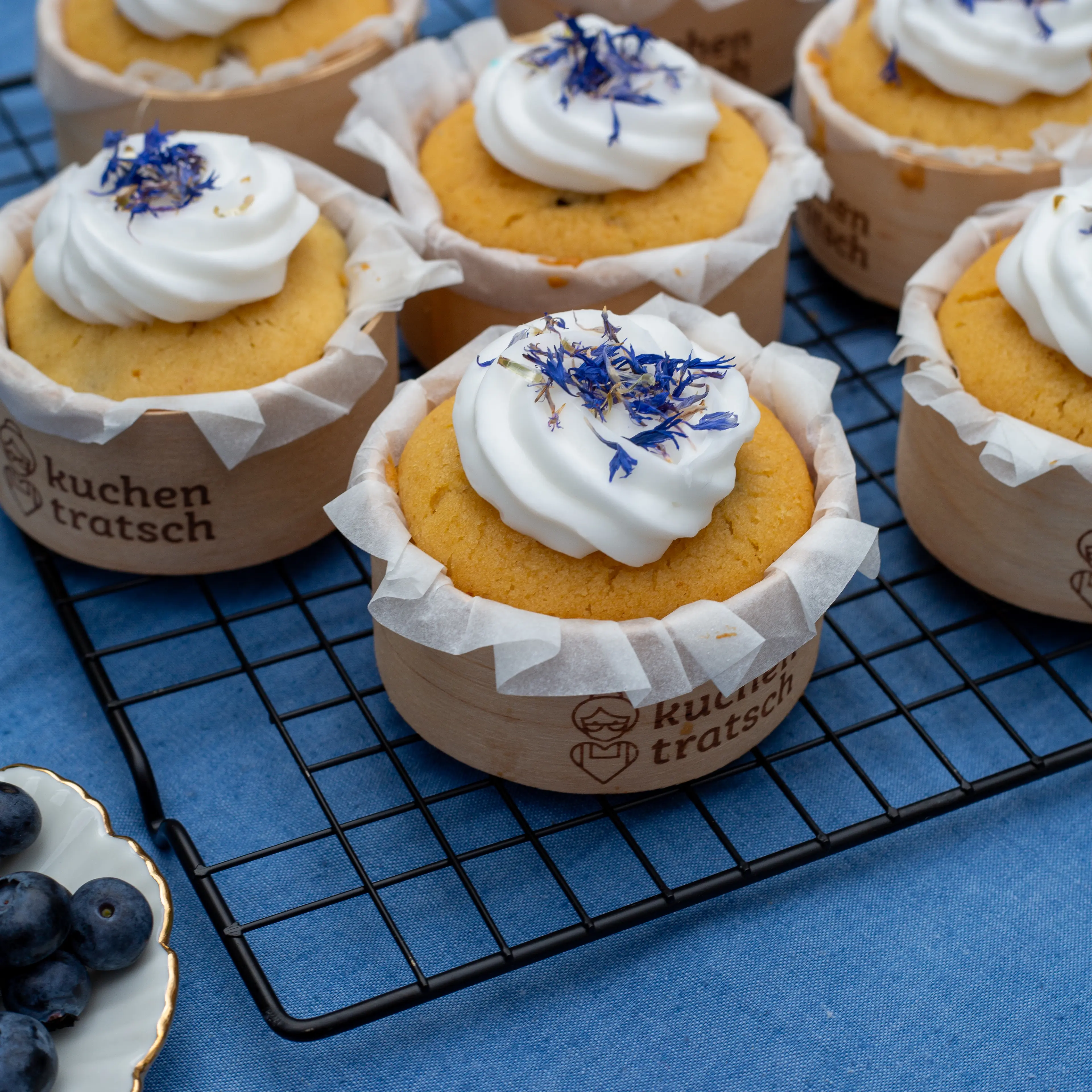 Heidelbeer-Cupcake von Oma Brigitte im Set - Image 4